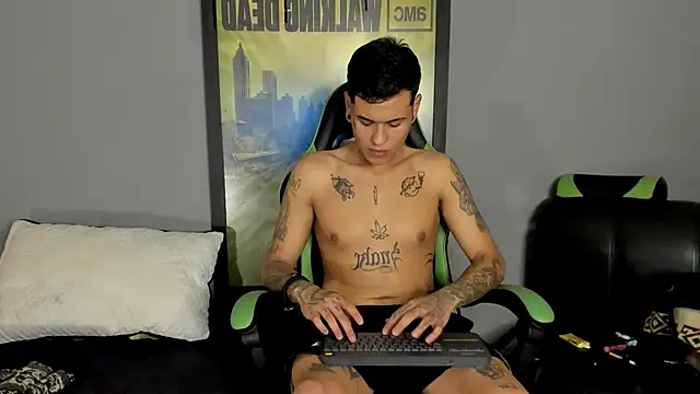 Snapshot of jamesinked_ chatting on March 17, 2025, 3:36 am jamesinked  online show from March 17, 2025, 3:36 am