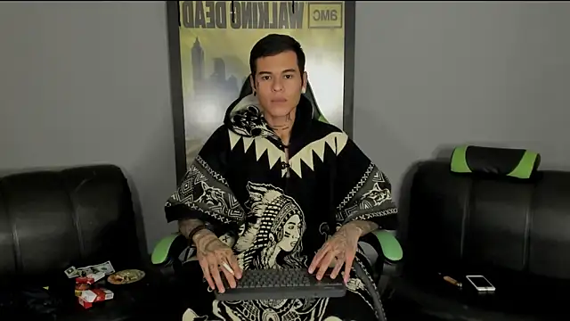 Snapshot of jamesinked_ chatting on February 26, 2025, 8:15 pm jamesinked  online show from February 26, 2025, 8:15 pm