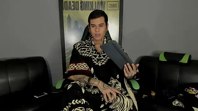 Snapshot of jamesinked_ chatting on March 9, 2025, 7:12 am jamesinked  online show from March 9, 2025, 7:12 am