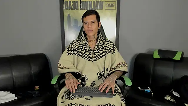 Snapshot of jamesinked_ chatting on March 10, 2025, 5:18 pm jamesinked  online show from March 10, 2025, 5:18 pm