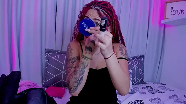 susyy7 online show from November 12, 2025, 7:40 pm