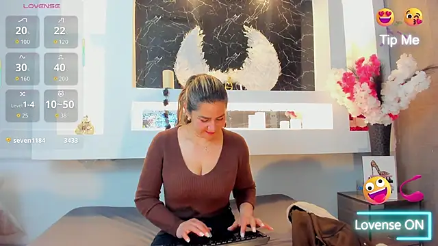 Snapshot of Cinthya_mjs chatting on September 10, 2025, 11:53 am Cinthya mjs online show from September 10, 2025, 11:53 am