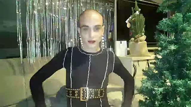 Lepetitmarcel online show from December 31, 2024, 8:04 am