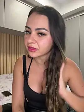 Snapshot of carol_amorim chatting on January 4, 2025, 12:59 am carol amorim online show from January 4, 2025, 12:59 am