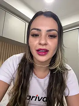 Snapshot of carol_amorim chatting on January 12, 2025, 1:32 am carol amorim online show from January 12, 2025, 1:32 am