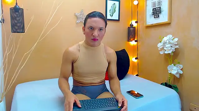 aslyhernandez 7 online show from September 26, 2025, 12:01 pm