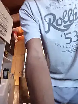 teendotados online show from March 10, 2025, 1:10 pm