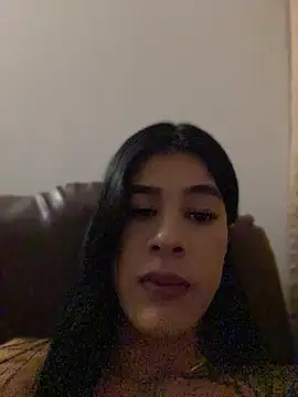 daniigarcia online show from May 12, 2026, 12:51 am