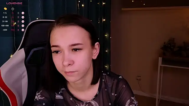 Snapshot of LilithStrangfor chatting on December 30, 2024, 3:03 am LilithStrangfor online show from December 30, 2024, 3:03 am