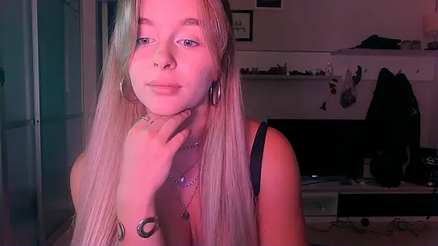 Snapshot of Eva_Jaya chatting on September 23, 2025, 11:06 am Eva Jaya online show from September 23, 2025, 11:06 am