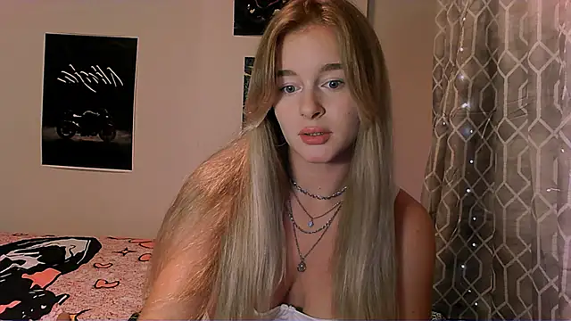 Snapshot of Eva_Jaya chatting on October 20, 2025, 12:17 pm Eva Jaya online show from October 20, 2025, 12:17 pm