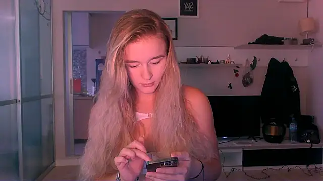 Snapshot of Eva_Jaya chatting on September 18, 2025, 5:10 am Eva Jaya online show from September 18, 2025, 5:10 am