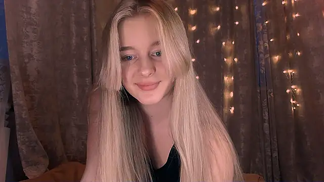 Snapshot of Eva_Jaya chatting on January 9, 2025, 1:24 pm Eva Jaya online show from January 9, 2025, 1:24 pm