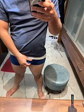 versatile guy01 online show from January 12, 2026, 8:43 am