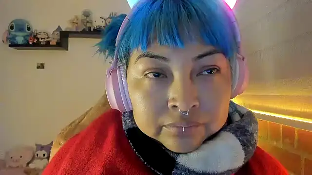 Snapshot of Shaddycute_ chatting on December 22, 2025, 1:11 pm Shaddycute online show from December 22, 2025, 1:11 pm