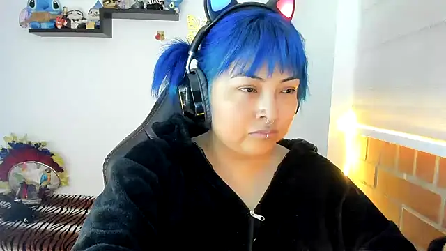 Snapshot of Shaddycute_ chatting on October 22, 2025, 3:00 pm Shaddycute online show from October 22, 2025, 3:00 pm