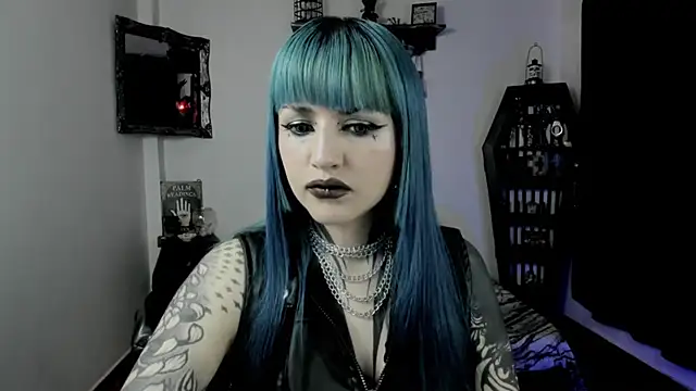 Snapshot of DimmuandDarkness chatting on February 24, 2026, 7:04 pm DimmuandDarkness online show from February 24, 2026, 7:04 pm