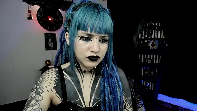 Snapshot of DimmuandDarkness chatting on January 17, 2026, 8:40 am DimmuandDarkness online show from January 17, 2026, 8:40 am