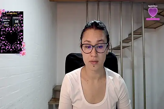 Jessie Desire online show from February 23, 2026, 1:40 am