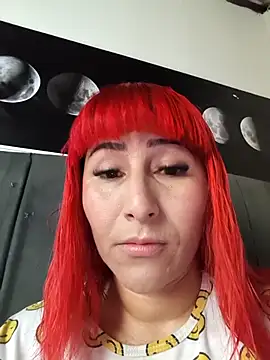 florecita9 online show from March 4, 2026, 6:37 pm