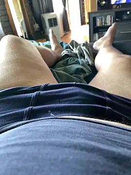 Snapshot of Mikey-HH chatting on January 13, 2025, 8:05 am Mikey-HH online show from January 13, 2025, 8:05 am