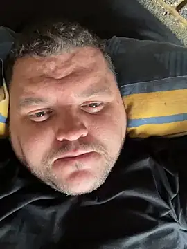 Snapshot of Mikey-HH chatting on February 26, 2025, 1:54 pm Mikey-HH online show from February 26, 2025, 1:54 pm