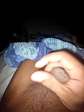 indianhunk2000 online show from January 1, 2025, 9:52 pm