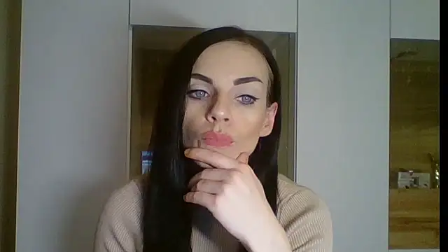 CassieSensual online show from December 4, 2025, 7:35 pm