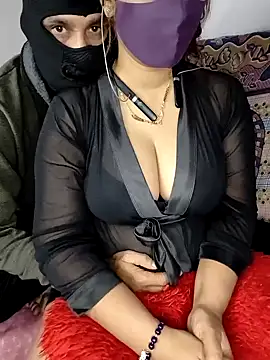 couple00795 online show from February 6, 2025, 7:18 pm