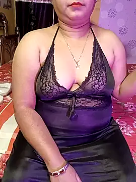Snapshot of ella_mariya chatting on December 21, 2024, 9:55 am ella mariya online show from December 21, 2024, 9:55 am