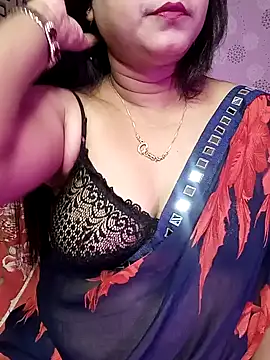 Snapshot of ella_mariya chatting on January 21, 2025, 3:21 pm ella mariya online show from January 21, 2025, 3:21 pm