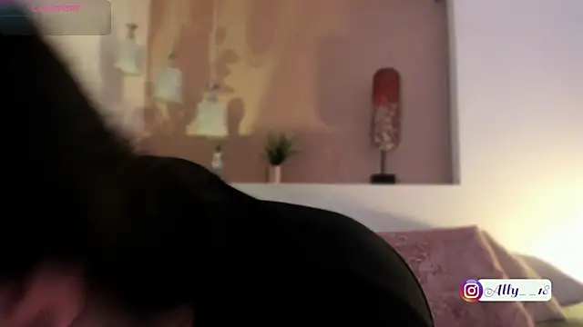 Ally addams online show from September 25, 2025, 4:07 am