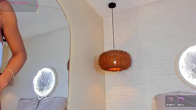 Elise Diamond online show from October 9, 2025, 2:45 am