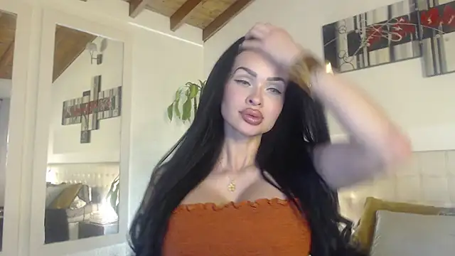  Pamela doll online show from April 7, 2026, 11:50 pm