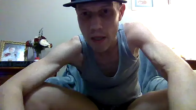 Snapshot of kollzCloudzz chatting on June 20, 2026, 4:17 am kollzCloudzz online show from June 20, 2026, 4:17 am