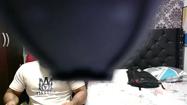 Snapshot of hotthreparty chatting on February 19, 2025, 12:57 am hotthreparty online show from February 19, 2025, 12:57 am