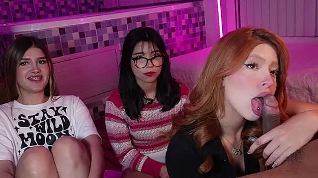 Snapshot of EazyXtra chatting on July 16, 2026, 4:31 am EazyXtra online show from July 16, 2026, 4:31 am