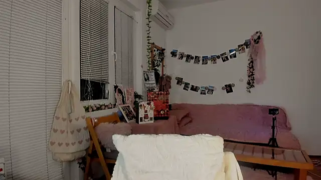 Jenny darling love online show from December 28, 2024, 6:18 pm