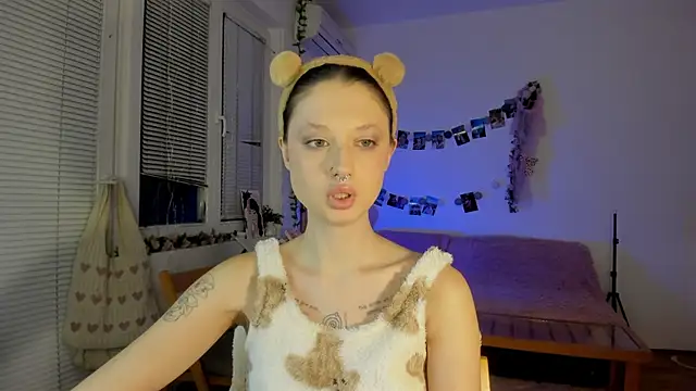 Jenny darling love online show from January 8, 2025, 9:55 pm