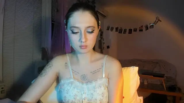 Snapshot of Jenny_darling_love chatting on January 5, 2026, 8:12 pm Jenny darling love online show from January 5, 2026, 8:12 pm