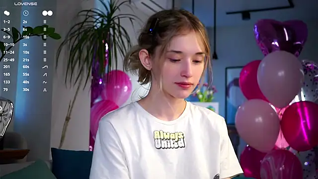 EdlinHargus online show from March 13, 2025, 2:49 am