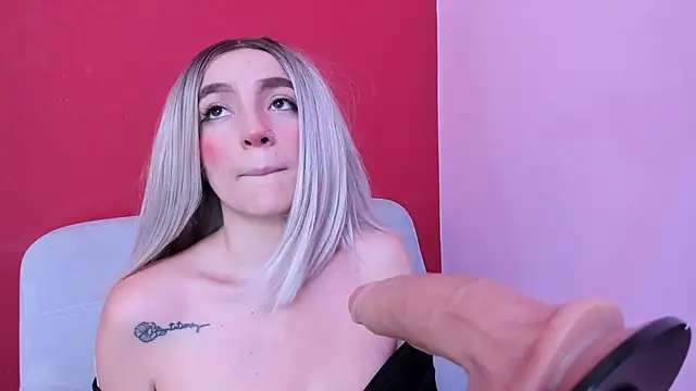 Snapshot of Kate_bunny_ chatting on January 18, 2026, 11:02 am Kate bunny online show from January 18, 2026, 11:02 am