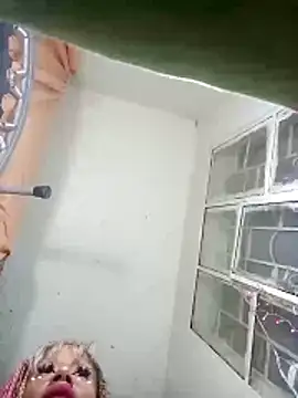 Raychel1111 online show from April 2, 2026, 11:39 am