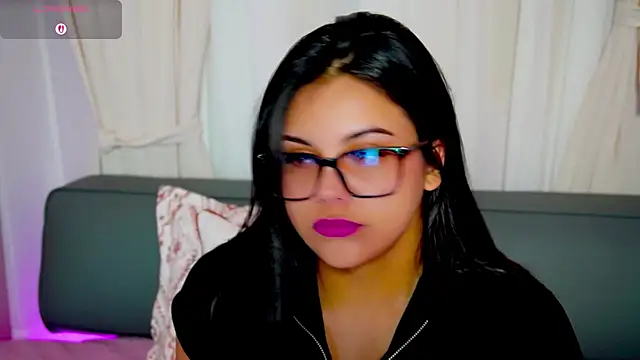 Snapshot of Sophia_wilsonn_ chatting on September 11, 2025, 11:10 am Sophia wilsonn online show from September 11, 2025, 11:10 am