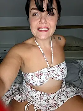 Snapshot of Xladycharme chatting on June 7, 2026, 12:16 am Xladycharme online show from June 7, 2026, 12:16 am