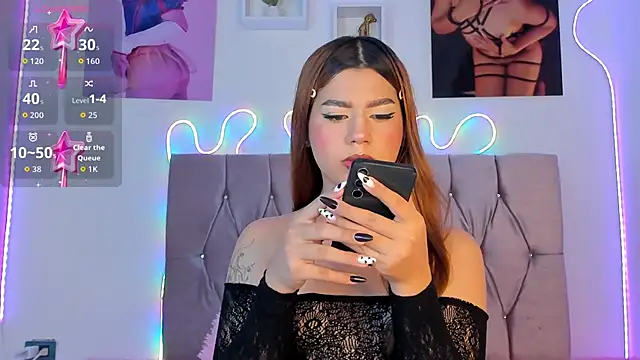 Snapshot of Ashley_piinkk_ chatting on October 12, 2025, 6:26 am Ashley piinkk  online show from October 12, 2025, 6:26 am