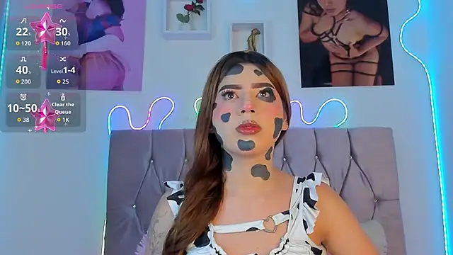 Snapshot of Ashley_piinkk_ chatting on October 19, 2025, 10:40 am Ashley piinkk  online show from October 19, 2025, 10:40 am