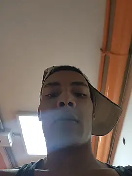 Jhonyblack 1 online show from April 3, 2026, 8:48 pm