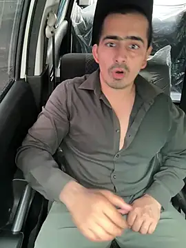 shivani0999 online show from February 18, 2026, 3:48 am