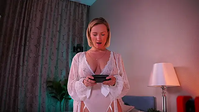 UmaTruewoman online show from January 22, 2025, 6:20 am